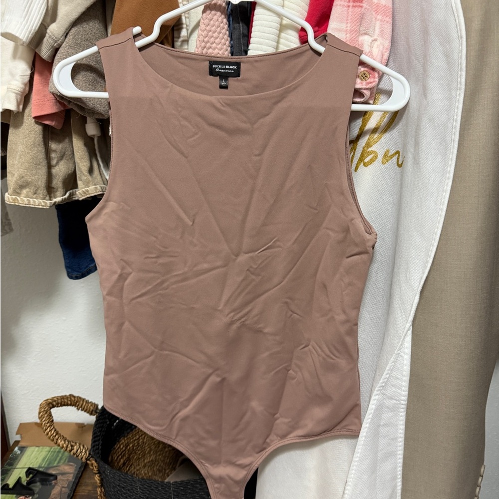Buckle Sleeveless Brown Bodysuit
